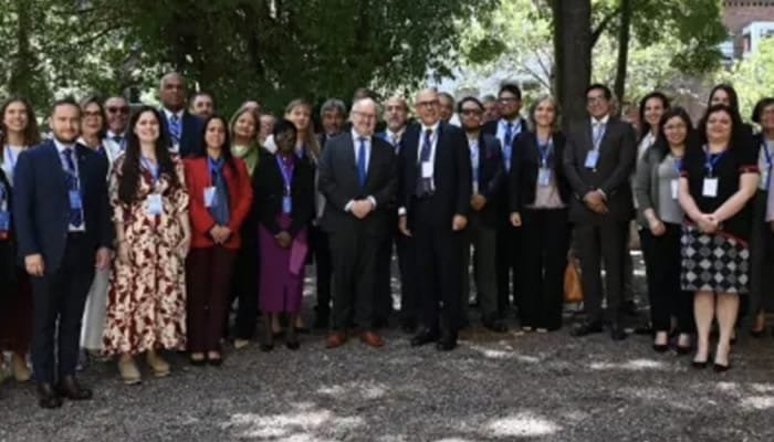 Gobierno se compromete con la educación superior
