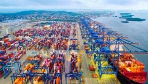 Carbón y derivados del petróleo dominan la movilización en puertos colombianos