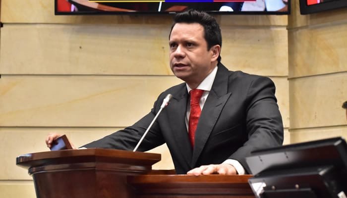 Nuevo secretario general del Senado