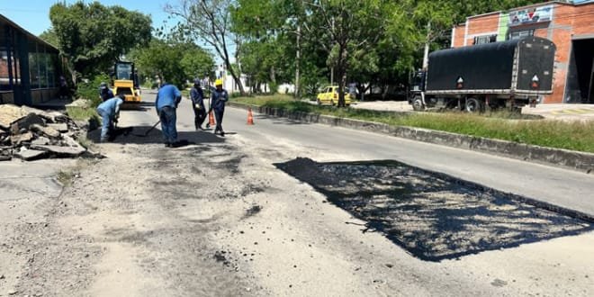 Trabajos de mejoramiento vial en Neiva