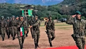 Más soldados para Colombia