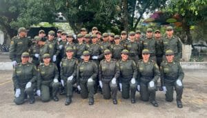 Juramento a la bandera de nuevos auxiliares de la Policía