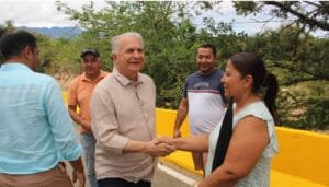 Entregado importante puente en Hobo