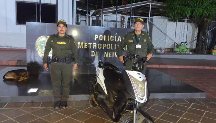 Recuperada moto en zona boscosa de Neiva