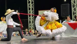 Ronda sampedrina en la Comuna Diez