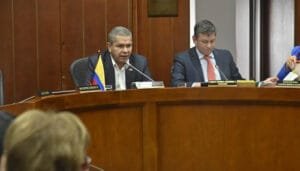 Proyectos conmemorativos y culturales avanzan en el Senado