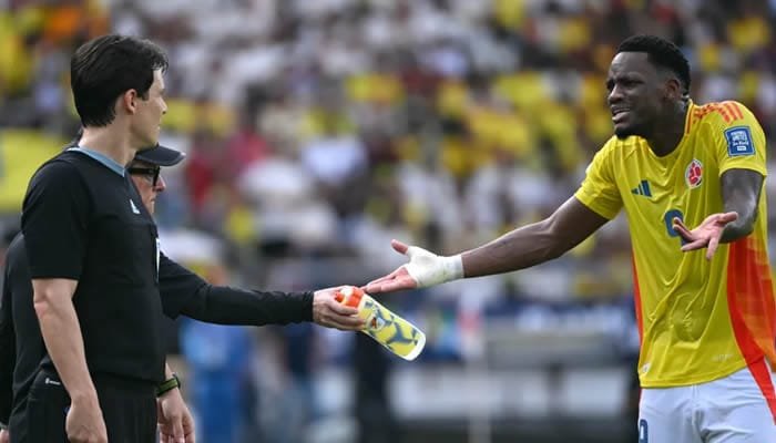 John Jader dio la cara tras rumores de tropel