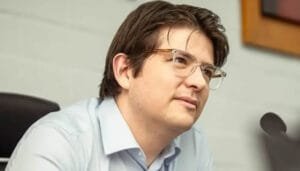 Luz de esperanza sobre Miguel Uribe