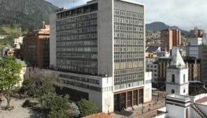 Gobierno y su ruptura con el Banco de la República