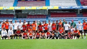 Colombia recibe a Perú por la eliminatoria