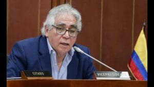 Abierta investigación a director de la unidad de protección