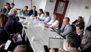 Procuraduría aborda crisis por escasez de insulina