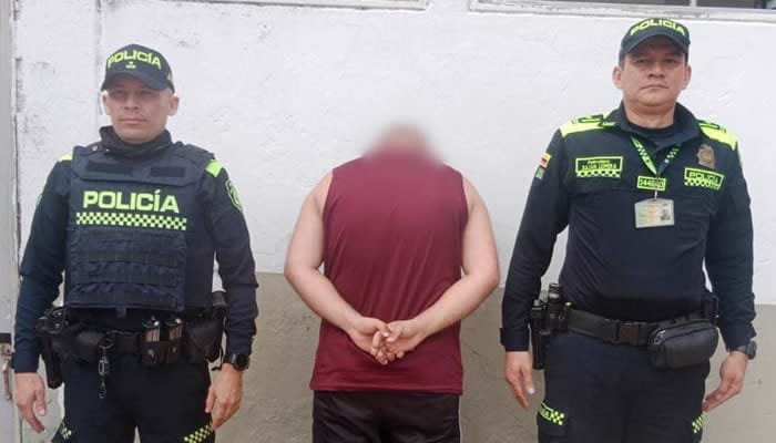 Aprehendido adolescente por violencia intrafamiliar