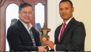 Fuerzas Militares ratifican lealtad al Presidente