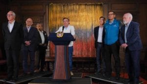 Presidente pide aprobar reforma a la salud o si no…