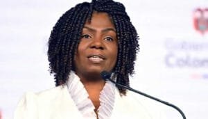 Vicepresidenta reconoce dificultades en lo que ha sido su cargo