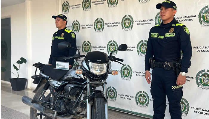 Recuperada moto en la vía a Vegalarga