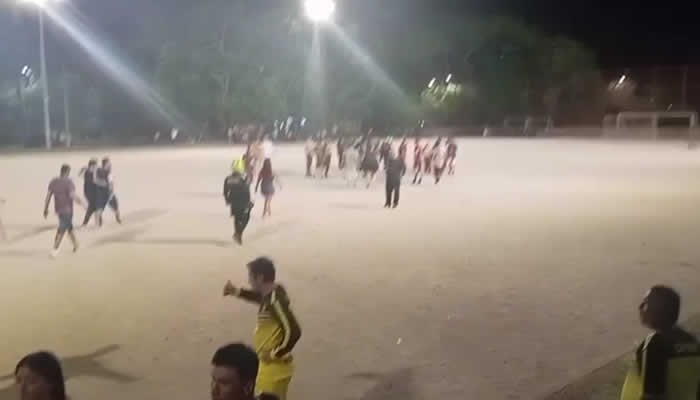 Trifulca en juego de fútbol en el norte de Neiva