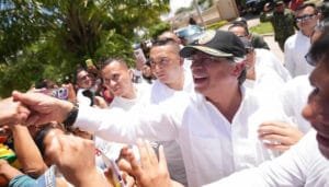 Presidente Petro insiste en defensa de la soberanía