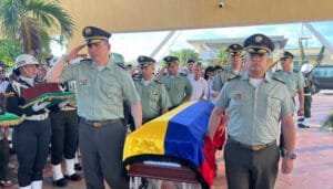 Homenaje a patrullero muerto en el Cauca