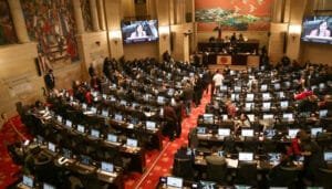 Ministros no estarán en debate del Congreso