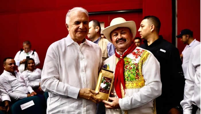 Apertura de la Feria FICCA 2025