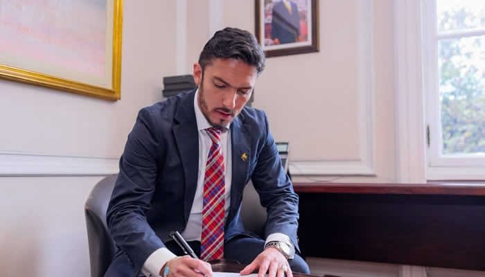 Juan Carlos Florián, ministro de la igualdad…de nuevo