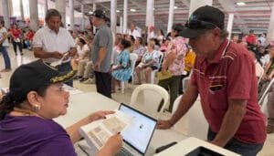 Jornadas de inscripción a adultos mayores vulnerables