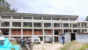 Avanza construcción de colegio rural en Santa María