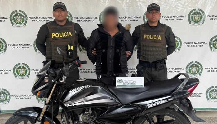 Capturado presunto delincuente con moto hurtada