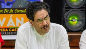 Iván Cepeda lidera intención de voto presidencial