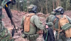 Gobierno ‘le seguirá dando duro’ a alias ‘Iván Mordisco’