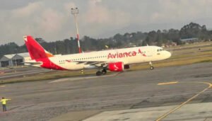 Avianca reprograma vuelos a Venezuela