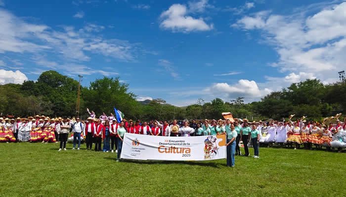 Cumplido Encuentro Departamental de Cultura