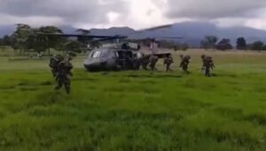 Brutal bombardeo contra disidencias de ‘Iván Mordisco’