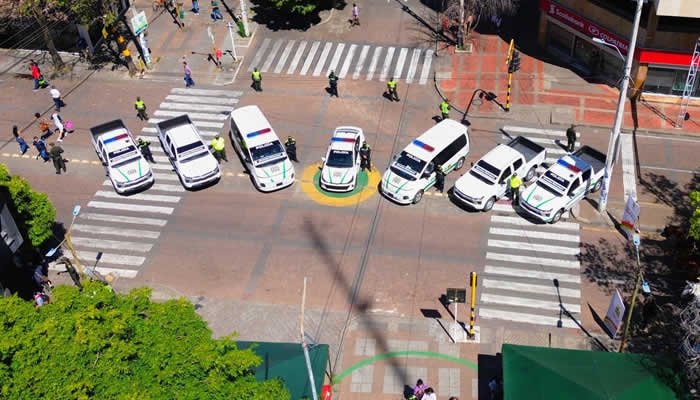 Entregados nuevos vehículos para la Policía Metropolitana