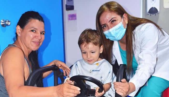 Niños llegan al quirófano sobre ruedas en Clínica Medilaser Neiva
