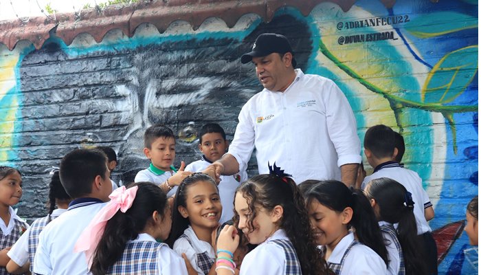 Reconocimiento nacional al alcalde de La Plata