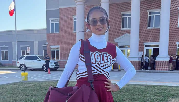 Huilense estará en acto central de porrismo en juego de la NFL