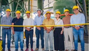 En marcha planta de procesamiento de roca fosfórica