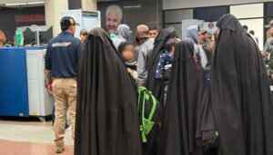 Expulsados integrantes de la sexta judía Lev Tahor