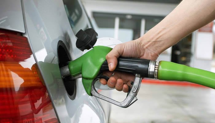 Precio de la gasolina en Colombia disminuirá en febrero