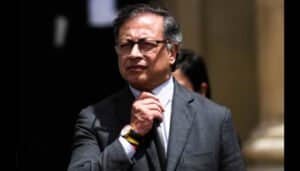 Petro denuncia existencia de bodegas digitales