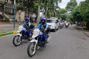 Zapatillas de Ismael cuando era bebé, acompañaron al tío al último adiós