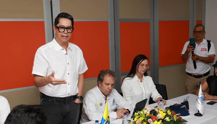 Senador Pedro Flórez pide salida a reinicio de obras de la sede de la ESAP en Neiva