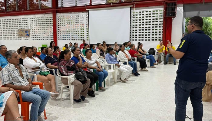 Comienzan obras de pavimentación en barrio El Oasis