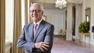 Organizaciones de pacientes piden investigar al Ministro de Salud