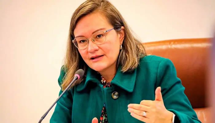 Aceptada renuncia de Cielo Rusinque como SIC