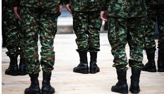 Generales del Ejército…¿por fuera?