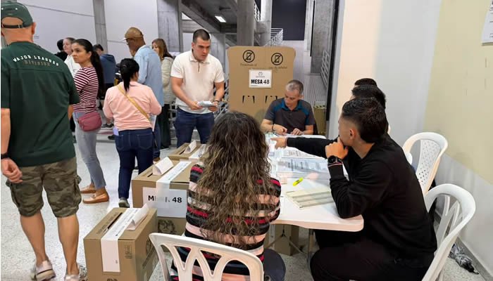 Presidente del CNE destacó eficacia del sistema electoral